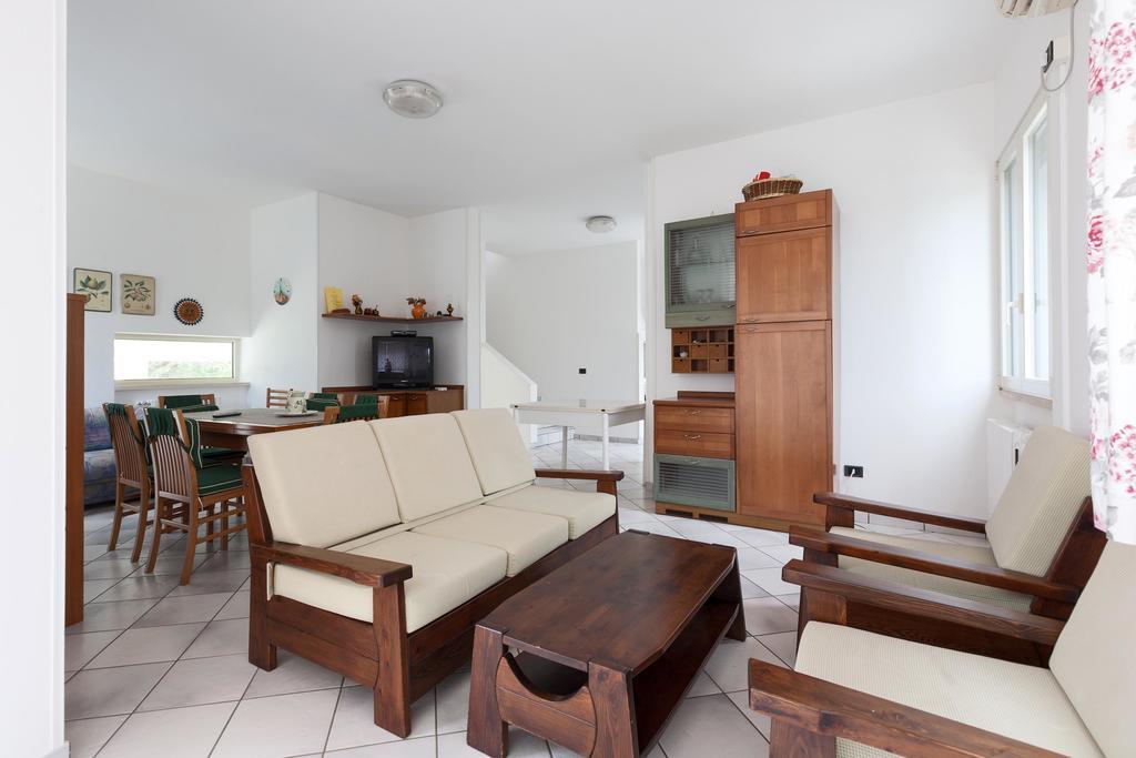 Villa Del Contado Casarano Δωμάτιο φωτογραφία